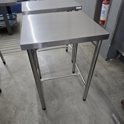 Mesa inox 430 57x52x85